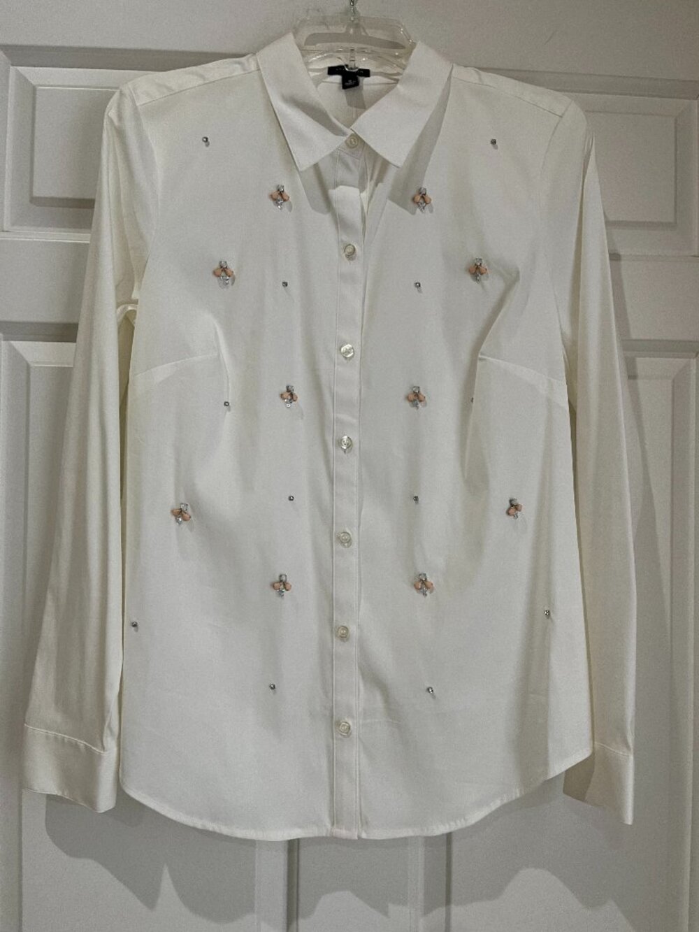NWT Ann Taylor White Rhinestone & Beaded Embellished Button-Down Shirt size 8